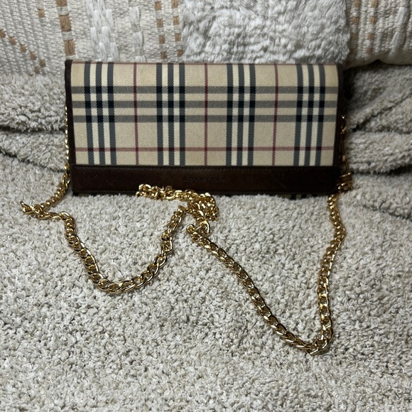 Burberry Check Wallet on unbranded Chain - Picture 1 of 17
